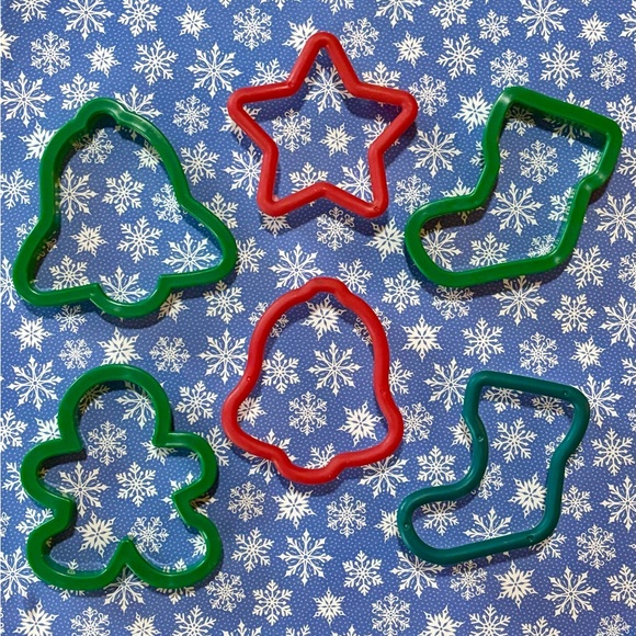 Holiday Christmas Winter Cookie Cutters, World Market standing liners, stickers - Picture 2 of 6
